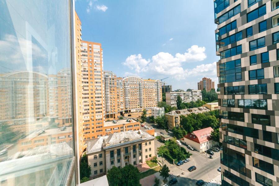 Квартира На Улице Деловая Kijev Kültér fotó
